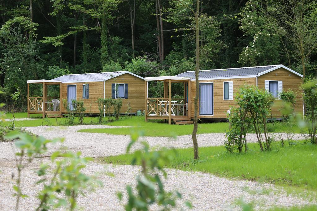 Camping Le Val de Trie Béhen Extérieur photo
