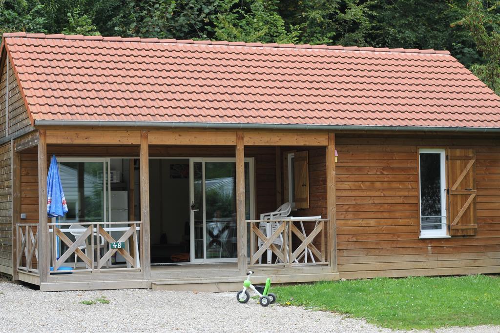 Camping Le Val de Trie Béhen Extérieur photo