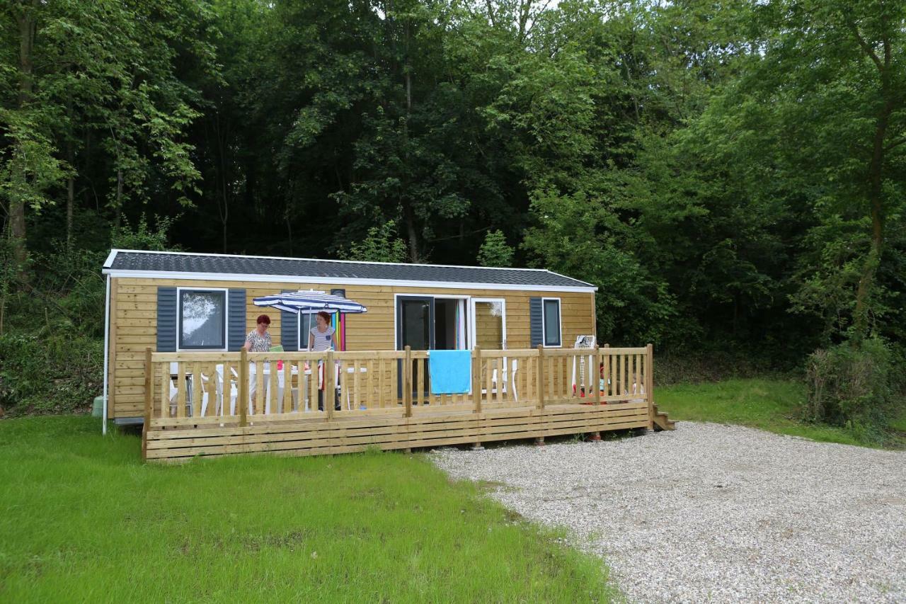 Camping Le Val de Trie Béhen Extérieur photo